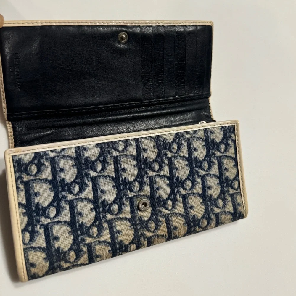 Dior trotter long wallet with provided sling